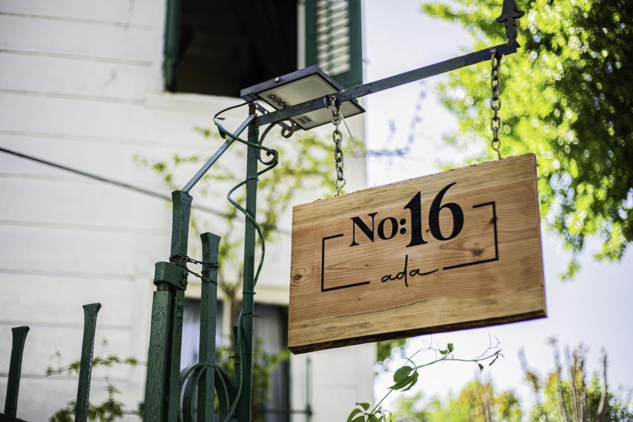 No16 Ada Adalar Exterior foto